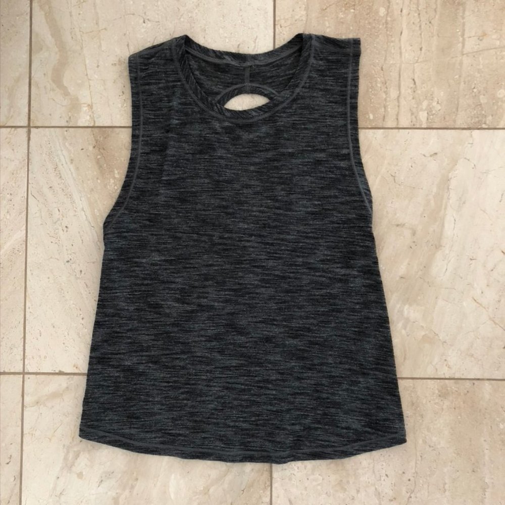 Lululemon Fast as Light Muscle Tank Size 8